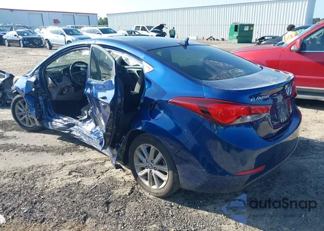 2015 Hyundai Elantra Se z USA, uszkodzony, nr VIN 5NPDH4AE4FH615528